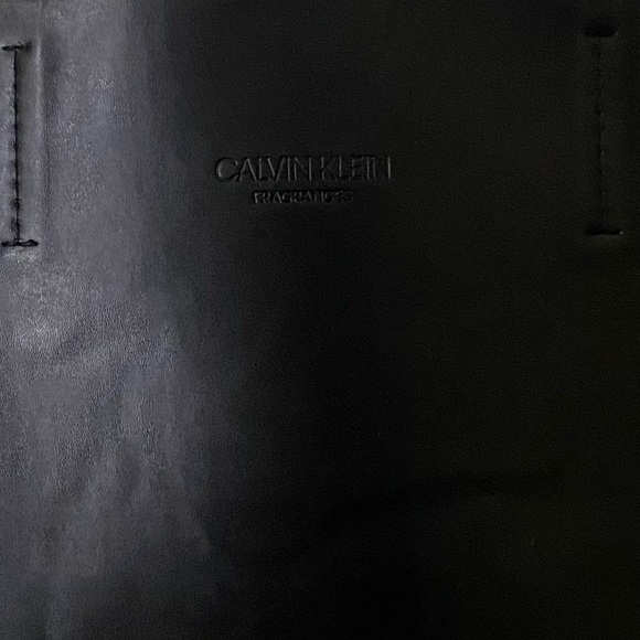 Vegan leather & Suede Large Tote - Picture 4 of 4